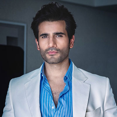 Karan Tacker